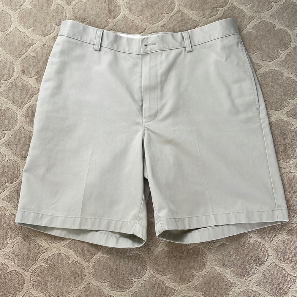 LL Bean Dress Chino Shorts. Khaki. Size 34